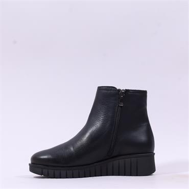 Pepe Saenz Sara Side Zip Wedge Boot - Black Leather